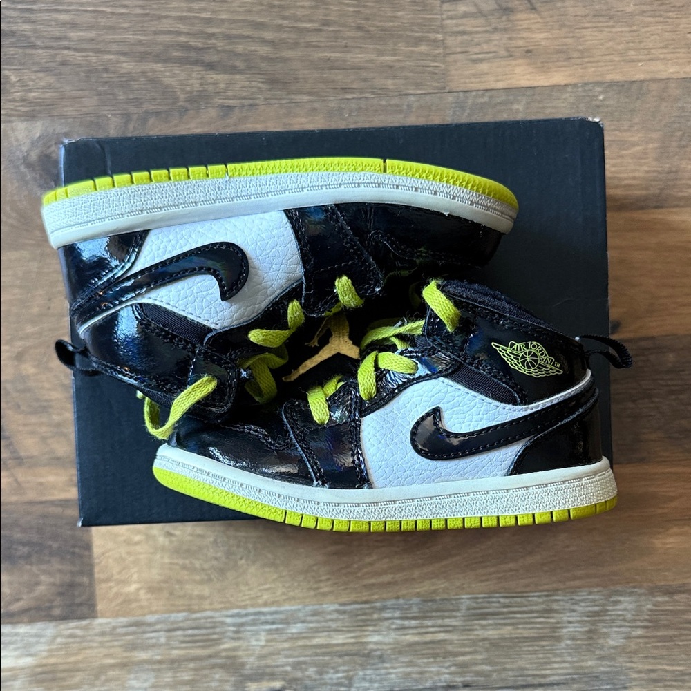 Jordan 1 Mid SE Kids Black and White Sneakers with Neon Accents
